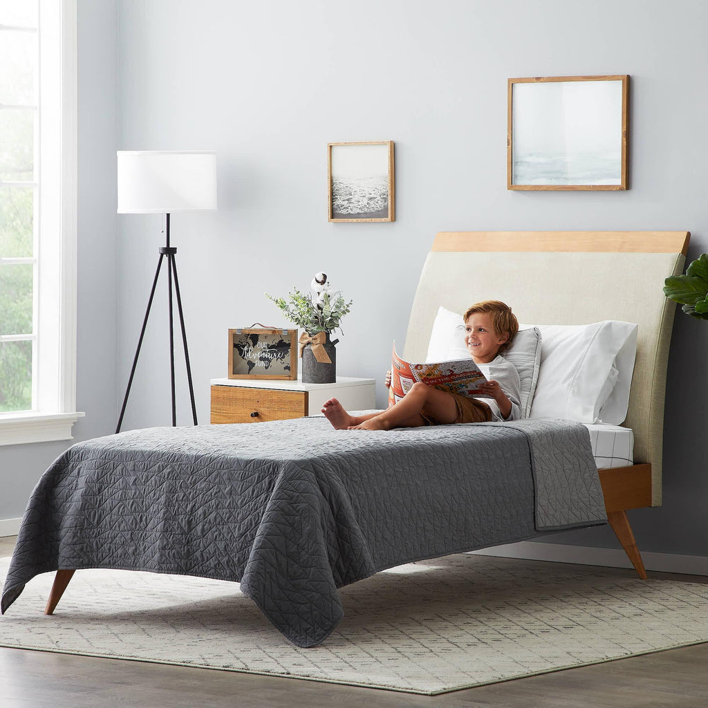 6 Innerspring Mattress, Twin A6664
