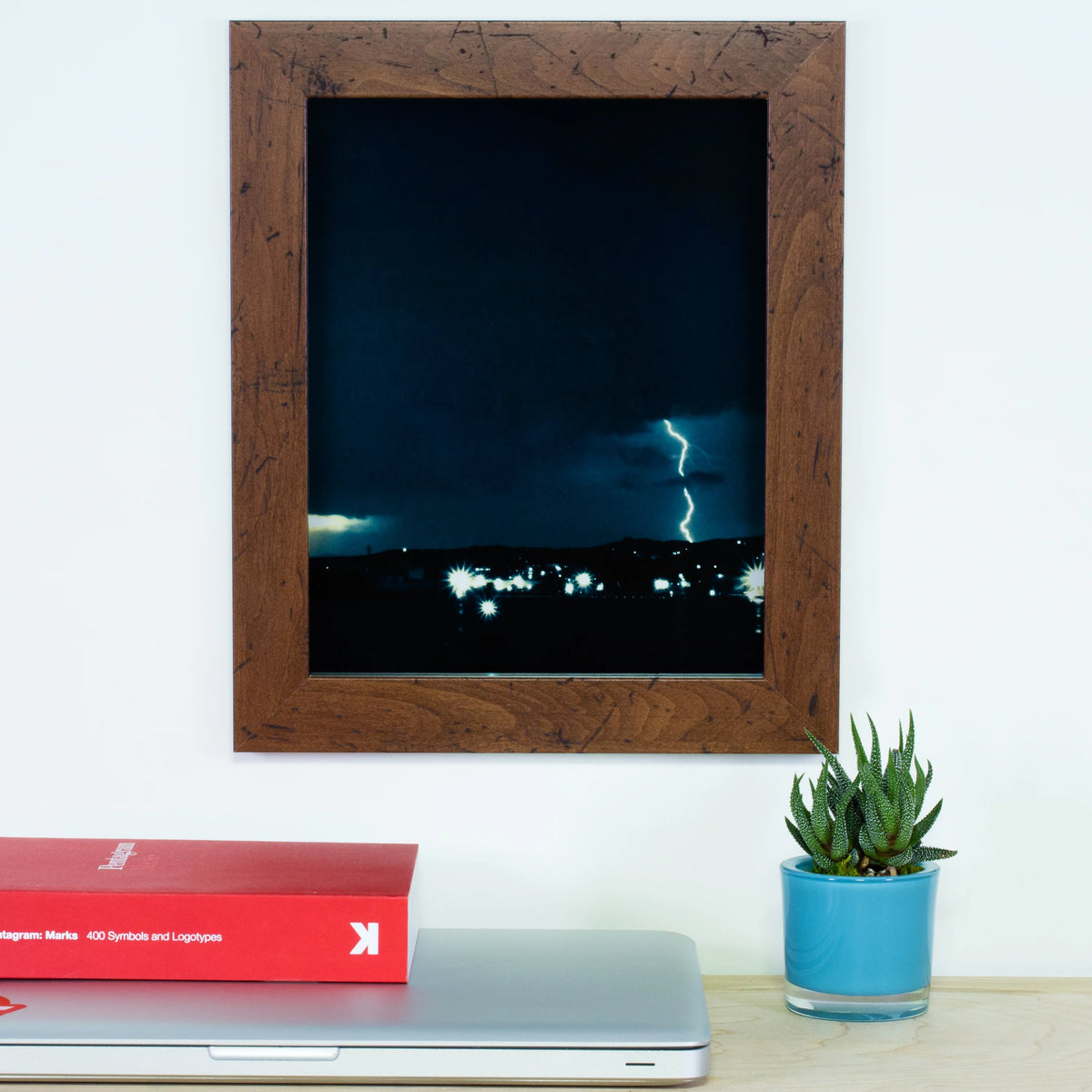 10x11 inch Picture Frame W846