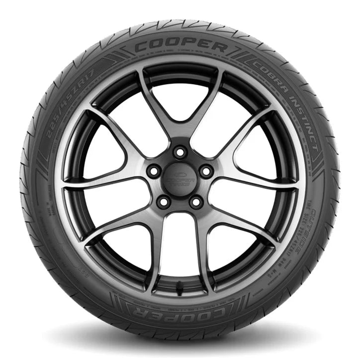 245/40ZR20 99Y Performance Tire V460