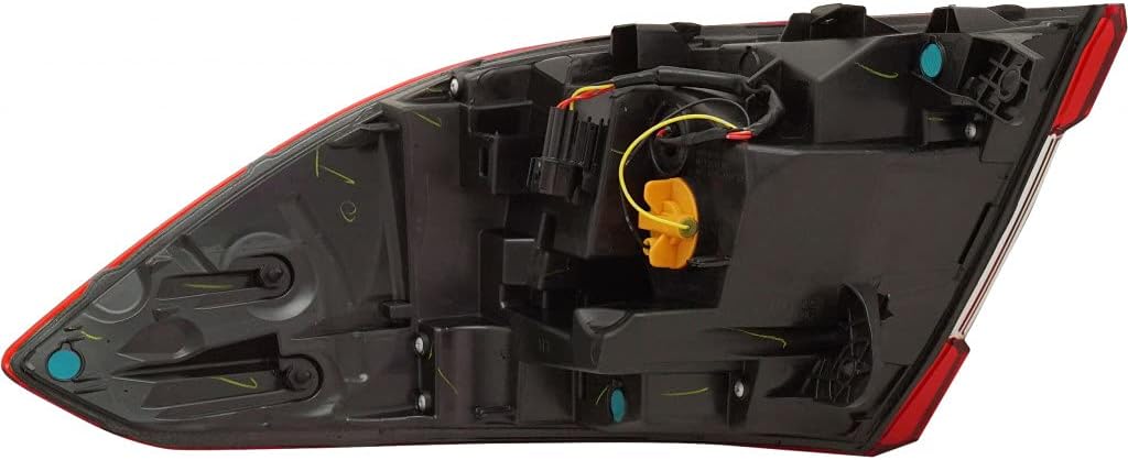Tail Light Assembly Driver Side with Bulb Y330