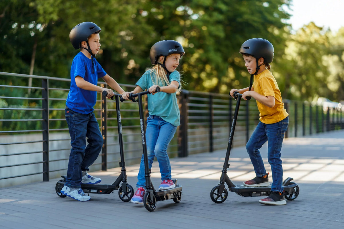 12V Electric Scooter Ride on, 10 mph Max Speed, Ages 8+ O66899