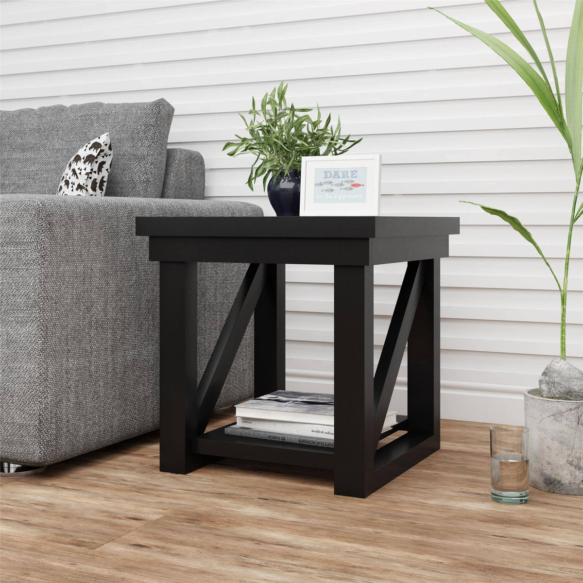 Black End Table O40376