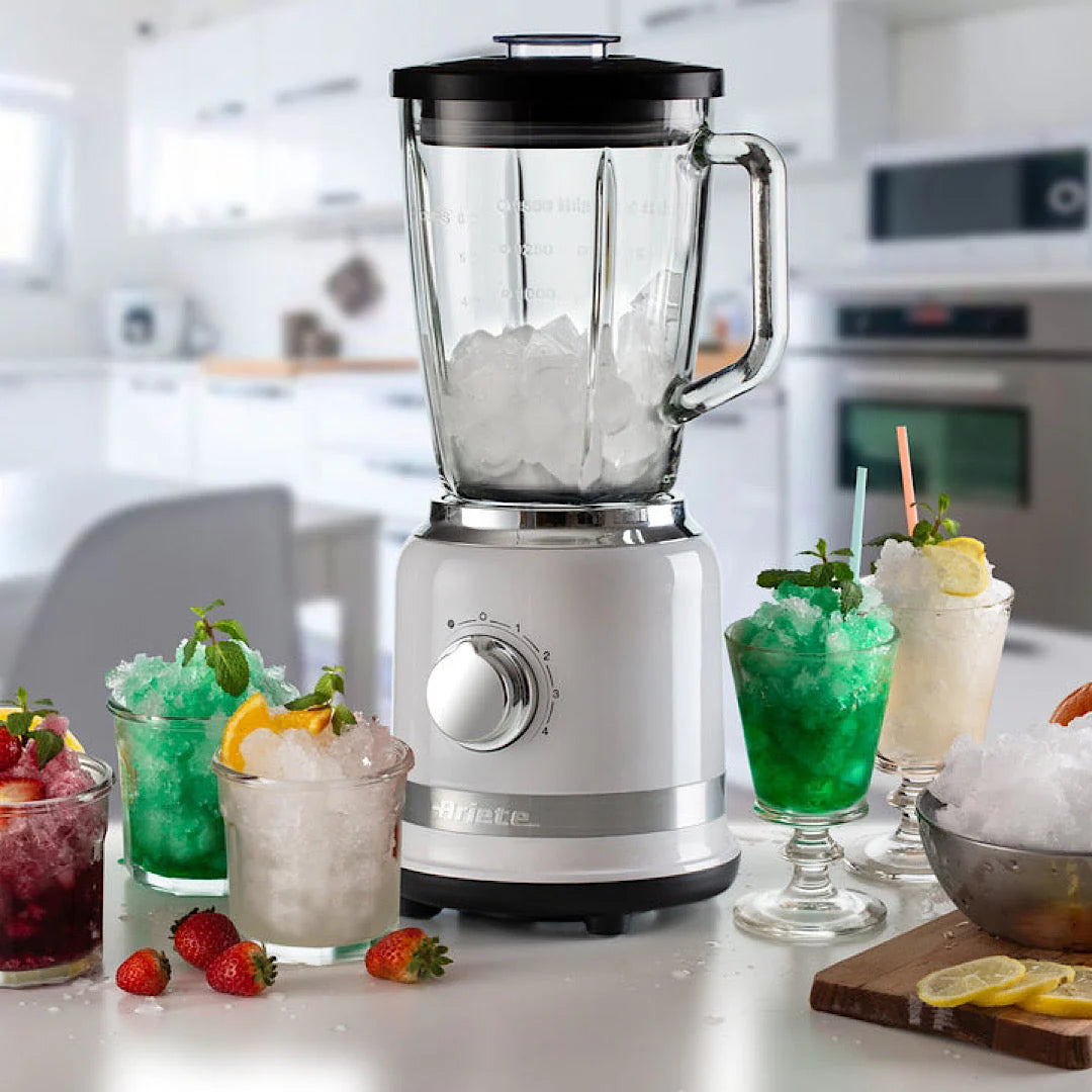 Blender With Graduated Glass Cup White Y62433