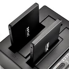 External Hard Drive Docking Station with USB 3.1 Type-C D420726