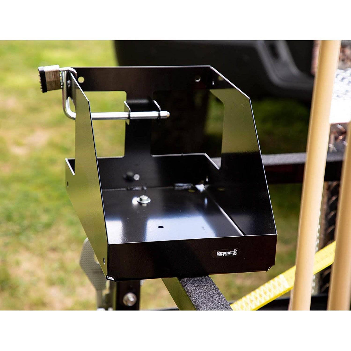 Locking GAS Can Rack O348