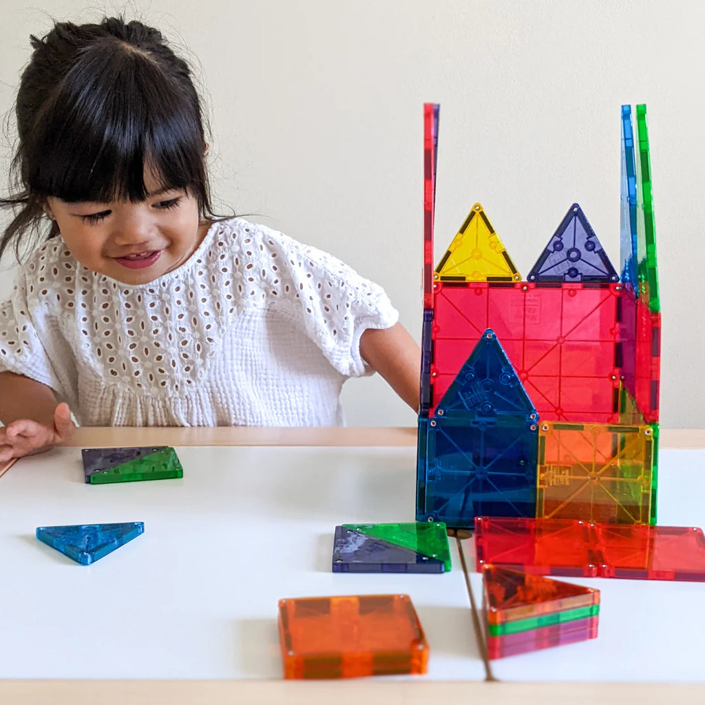 32-Piece Magnetic Construction Set O42338