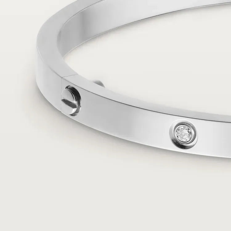 Bracelet with 6 Diamonds H7291