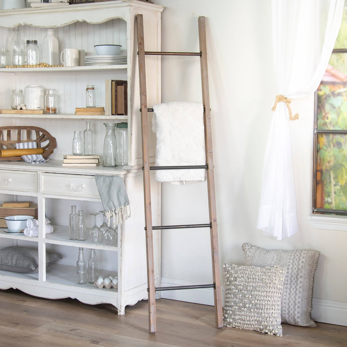Brown Wooden Ladder Wall Decor L214