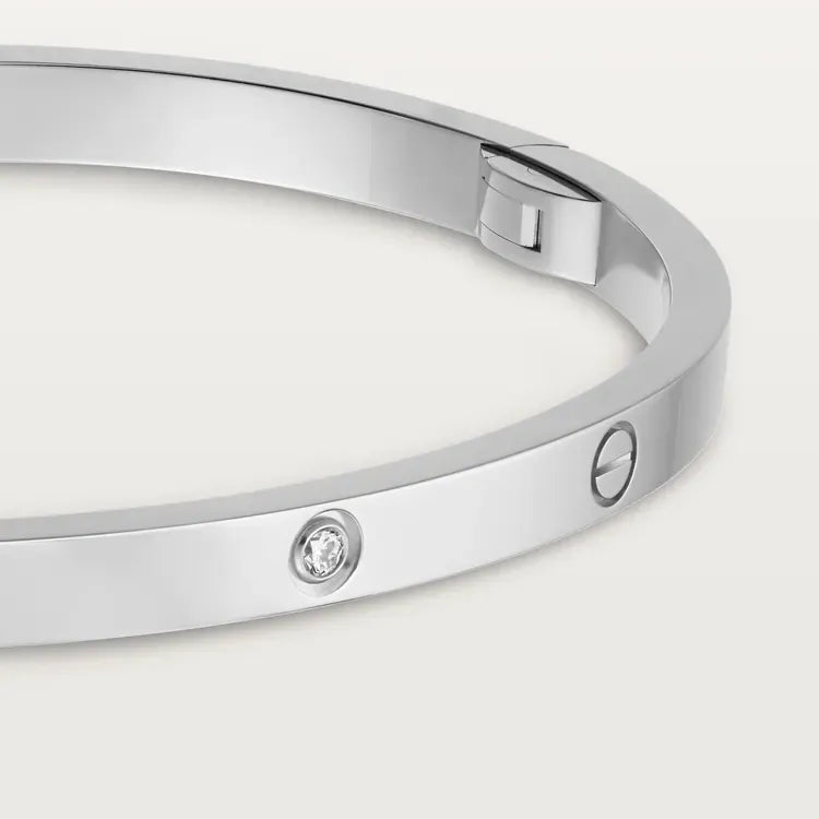 Bracelet with 6 Diamonds H7291
