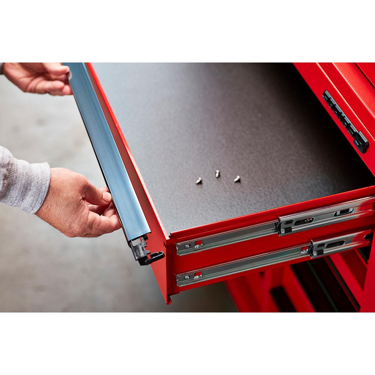 Titanium Trim Kit for Top Chest M227268