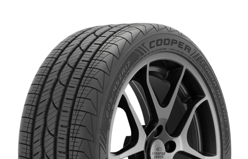 245/40ZR20 99Y Performance Tire V460