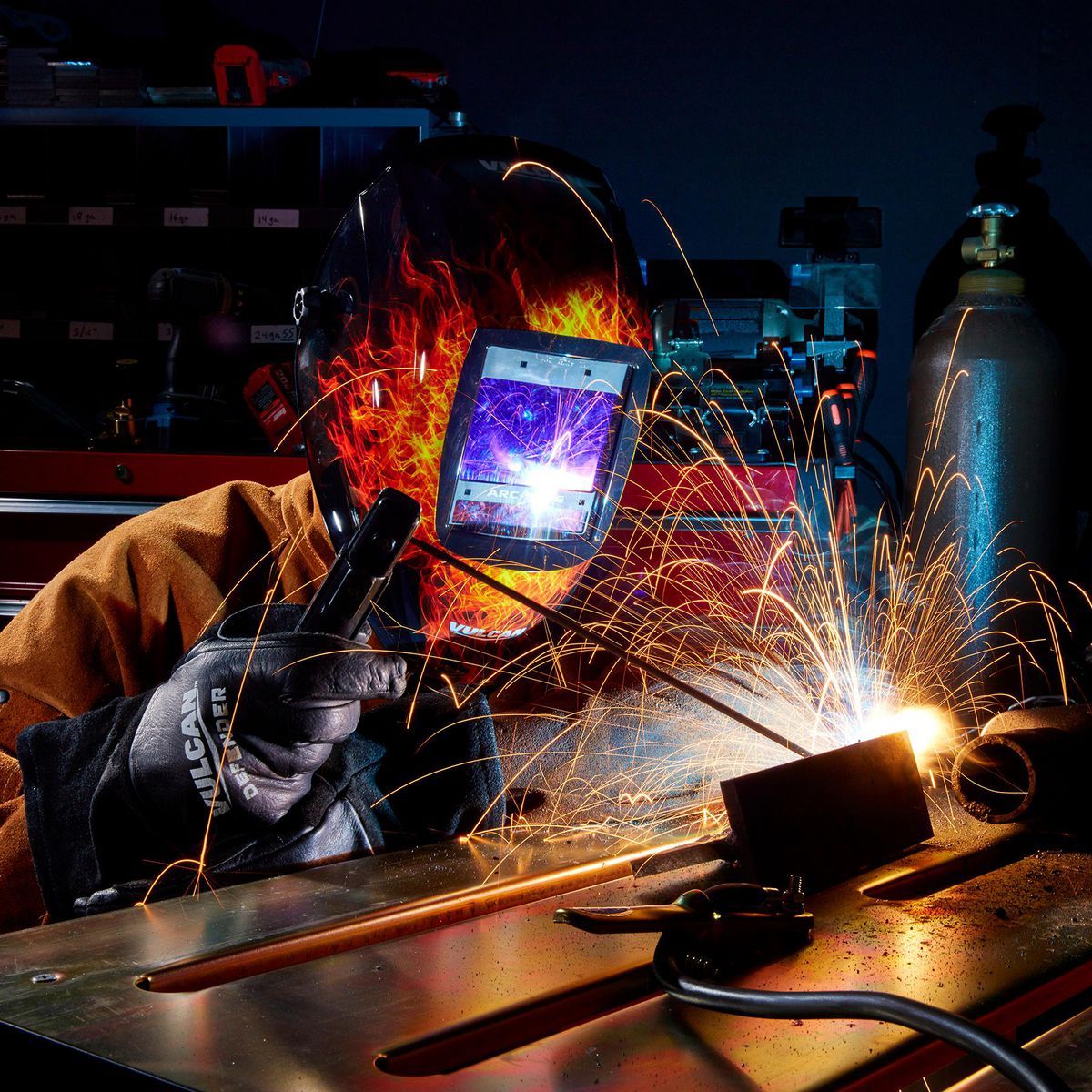 Auto-Darkening Welding Helmet Z40557