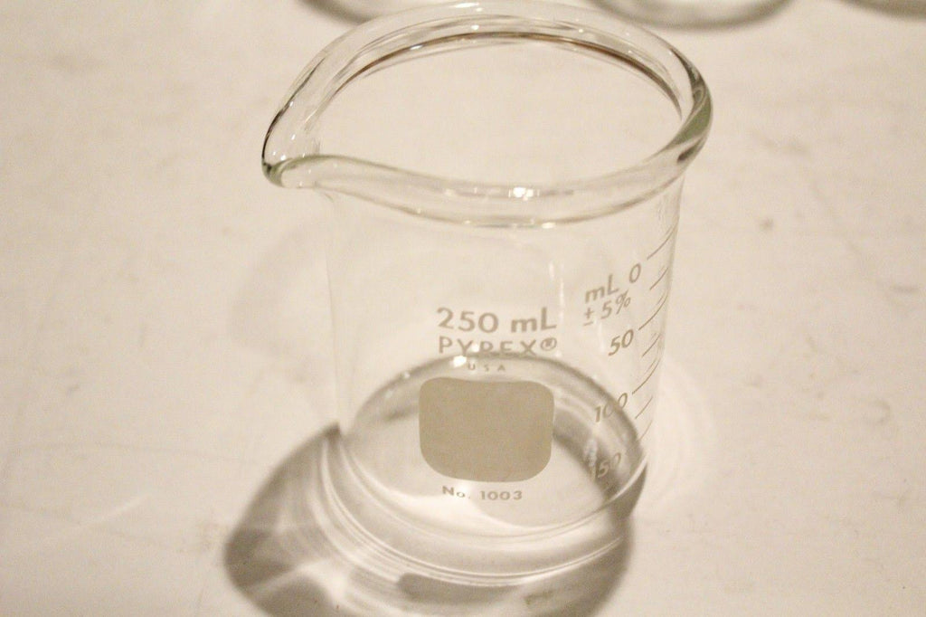 Pyrex Heavy Duty Griffin Beakers P283